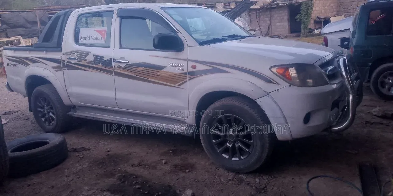 Toyota Hilux 2008 Off white