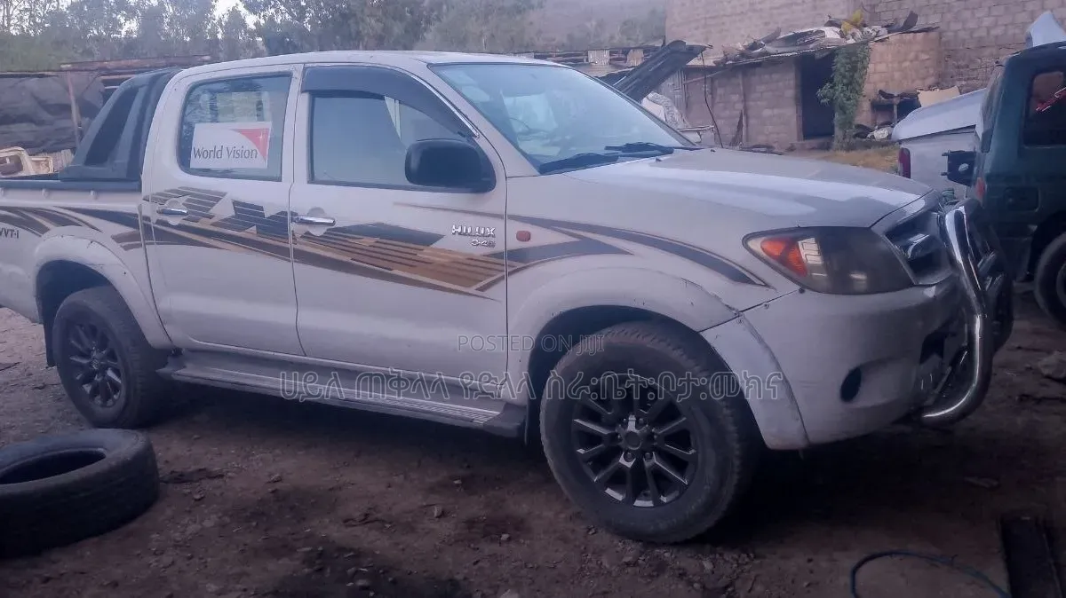 Toyota Hilux 2008 Off white