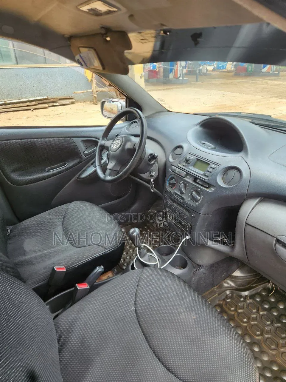 Toyota Yaris 2003 Gray