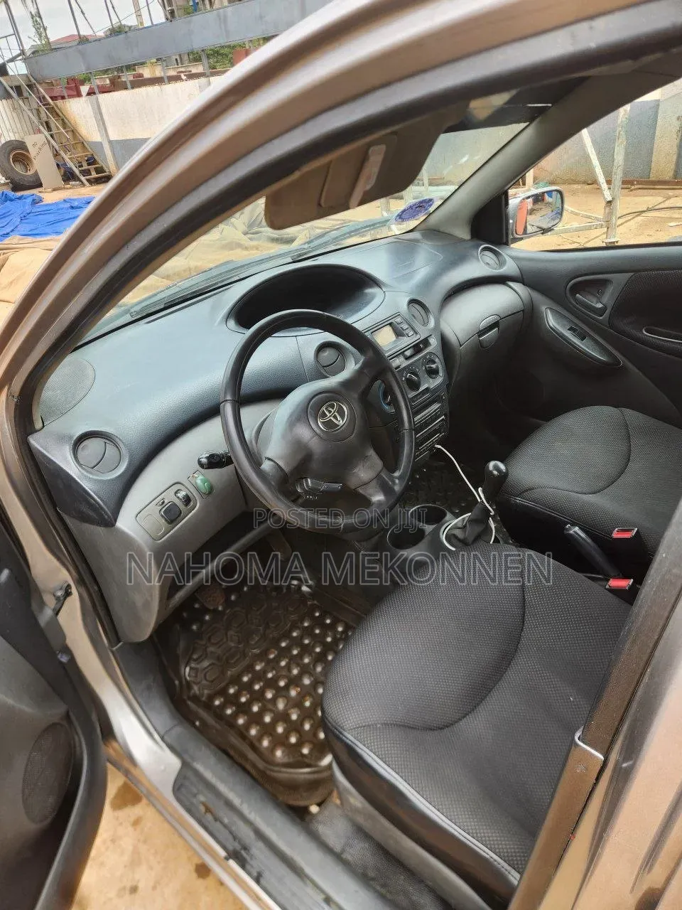 Toyota Yaris 2003 Gray