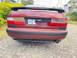 Toyota Carina E 1995 Red