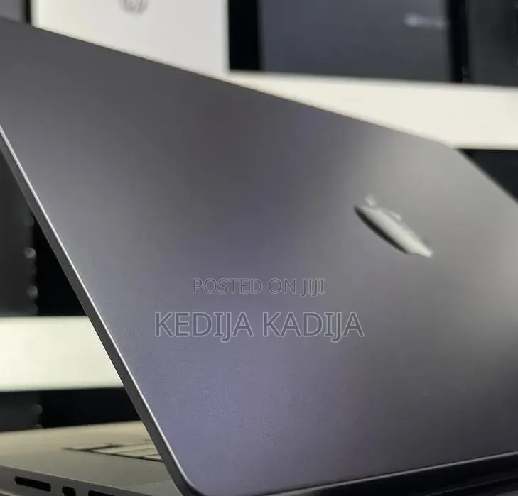 New Laptop Apple MacBook Pro 2019 36GB Intel Core Ultra 9 SSD 1T