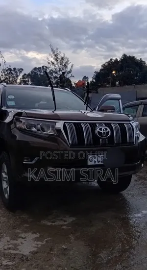 Toyota Land Cruiser Prado 3.0 TD 2011 Brown
