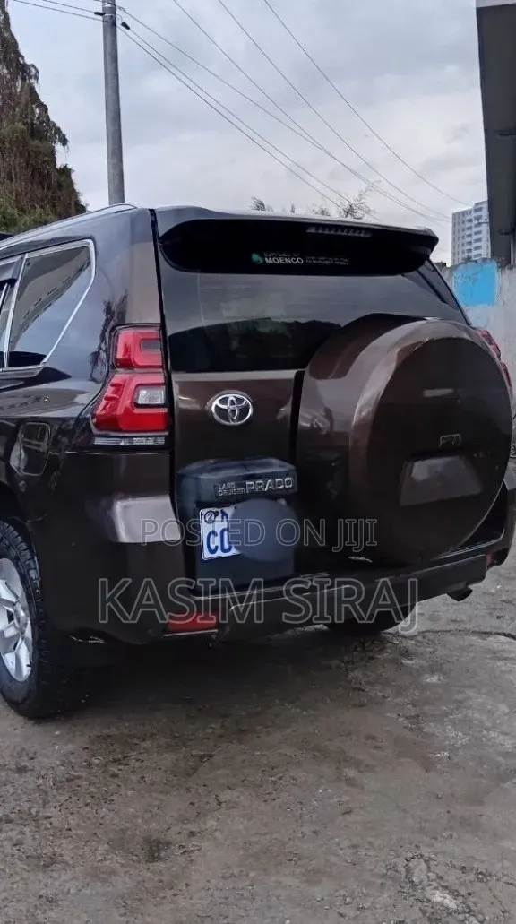Toyota Land Cruiser Prado 3.0 TD 2011 Brown