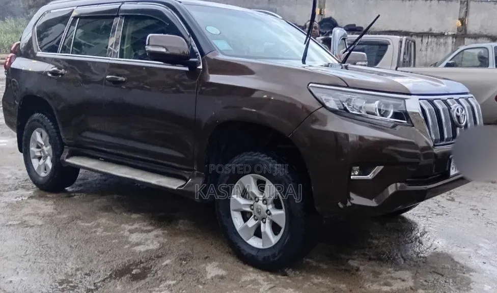 Toyota Land Cruiser Prado 3.0 TD 2011 Brown
