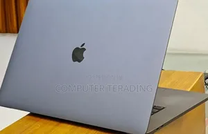 New Laptop Apple MacBook Pro 2019 16GB Intel Core i7 SSD 512GB