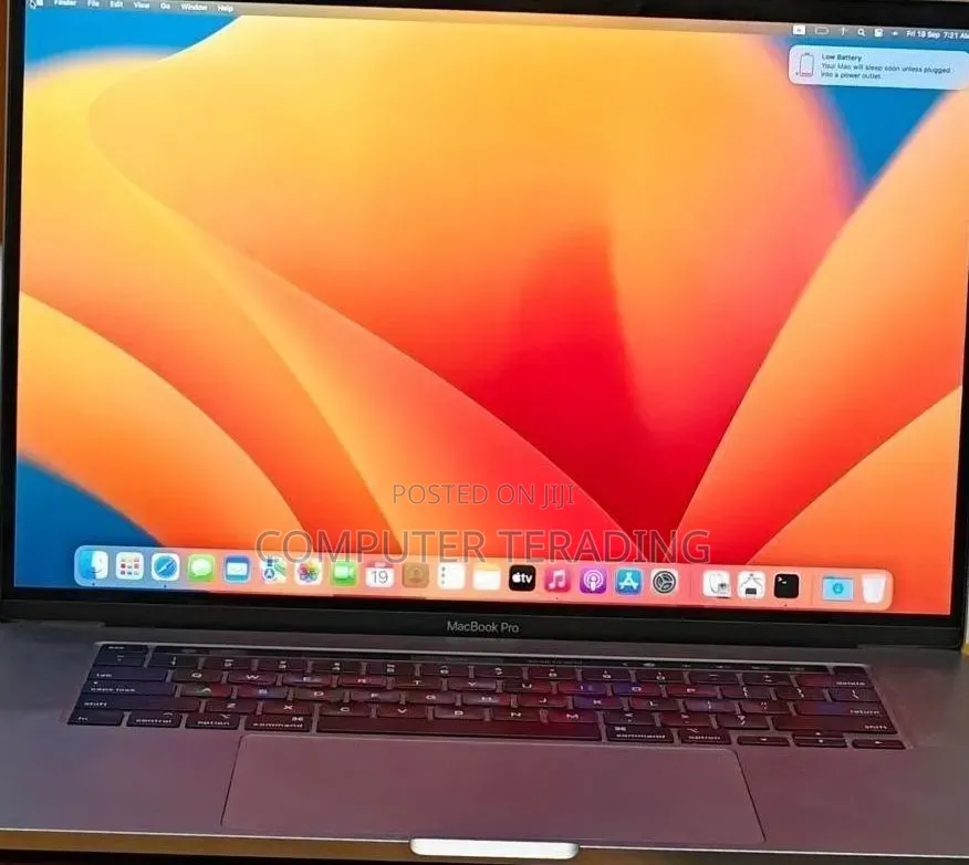 New Laptop Apple MacBook Pro 2019 16GB Intel Core i7 SSD 512GB