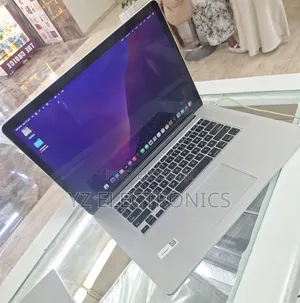 New Laptop Apple MacBook 2015 16GB Intel Core i7 SSD 256GB