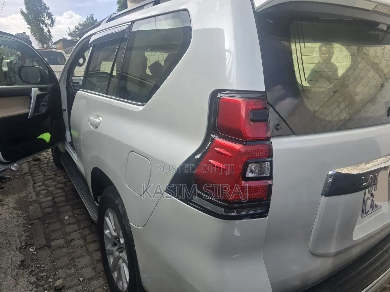 Toyota Land Cruiser Prado 2.8 2019 White
