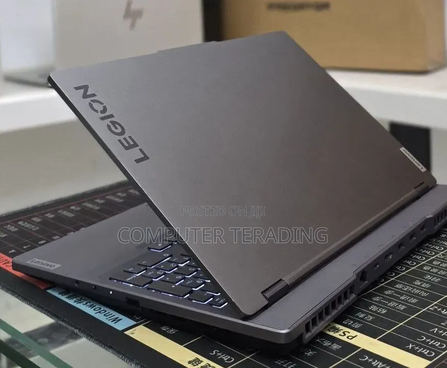 New Laptop Lenovo Legion 5 24GB Intel Core i7 SSD 1T