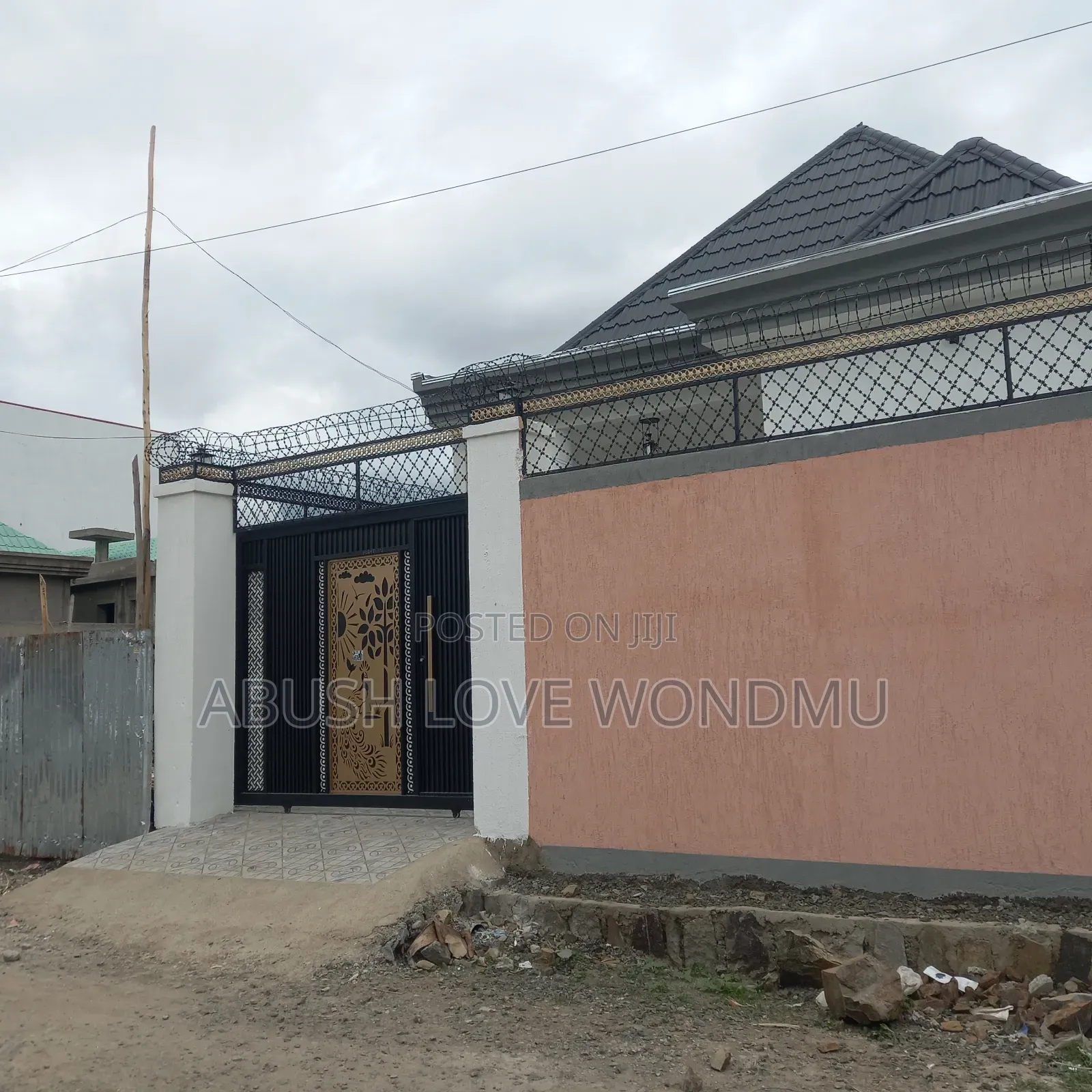 3bdrm House in ጎጊል, Yeka for sale