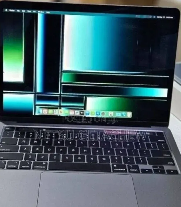 New Laptop Apple MacBook Pro 2022 M2 8GB Apple M2 SSD 256GB