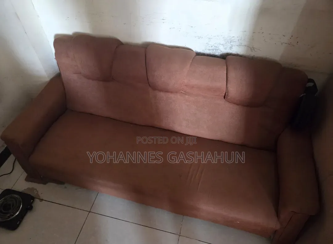 4 Sofa for Sale