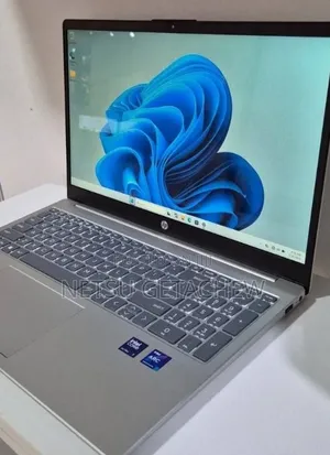 New Laptop HP OmniBook Ultra Flip 16" 16GB Intel Core Ultra 7 SSD 1T
