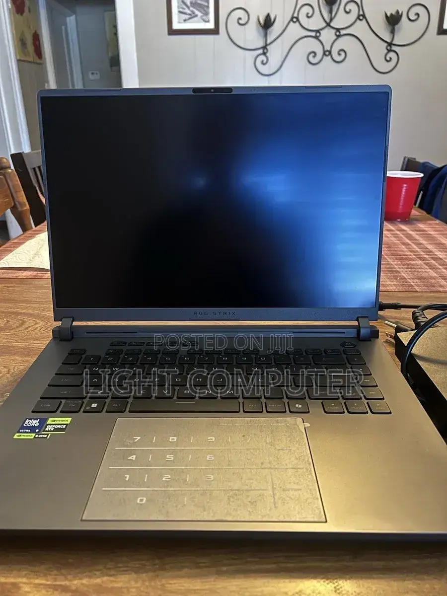 New Laptop Asus ROG Strix G15 16GB Intel Core i7 SSD 512GB
