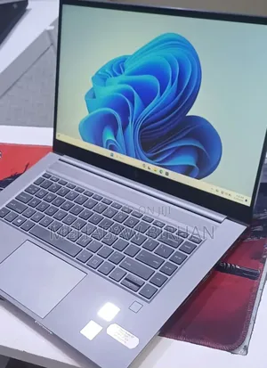 New Laptop HP Zbook Studio G7 16GB Intel Core i7 SSD 512GB