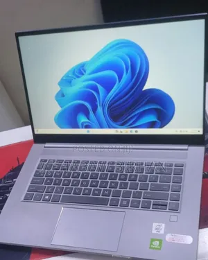 New Laptop HP Zbook Studio G7 16GB Intel Core i7 SSD 512GB