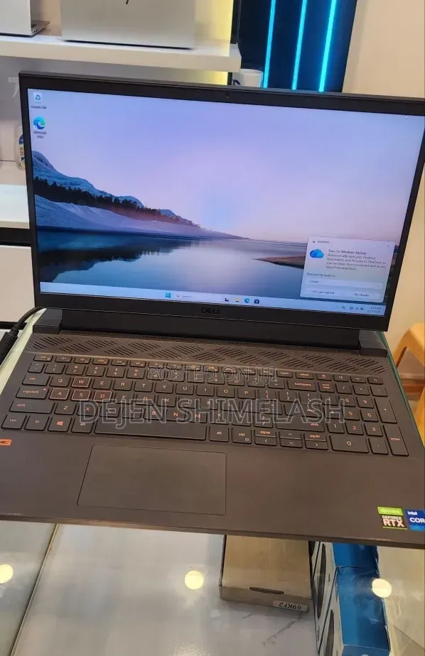 New Laptop Dell G15 5511 16GB Intel Core i7 SSD 512GB
