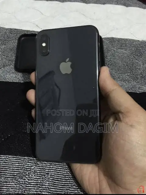 Apple iPhone X 64 GB Black