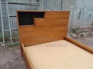 Oak Material 1.20cm Bed
