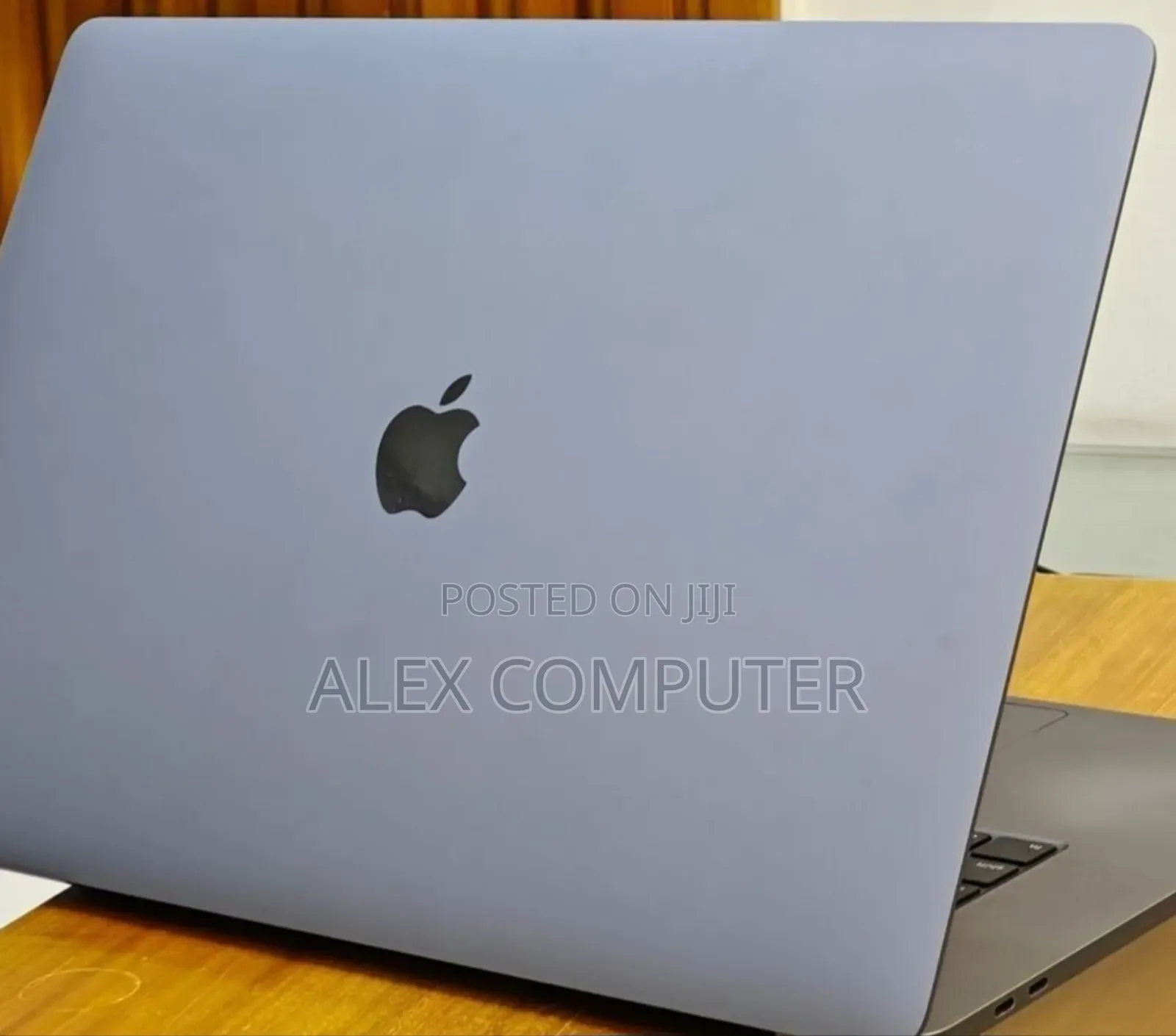 New Laptop Apple MacBook Pro 2019 16GB Intel Core i7 SSD 512GB