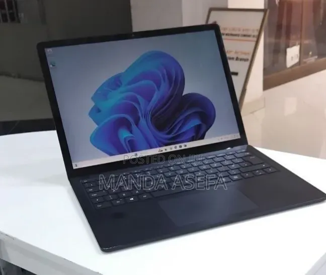 New Laptop Microsoft Surface Laptop 4 16GB Intel Core i7 SSD 512GB