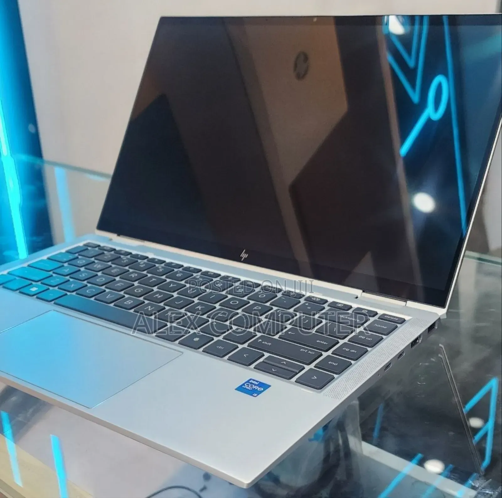 New Laptop HP EliteBook 1040 G8 16GB Intel Core i5 SSD 512GB