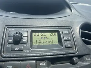 Toyota Yaris 2004 Silver