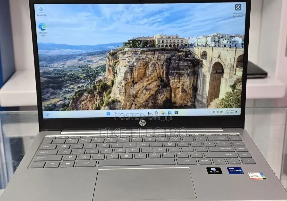 New Laptop HP Stream Notebook 16GB Intel Core i7 SSD 512GB