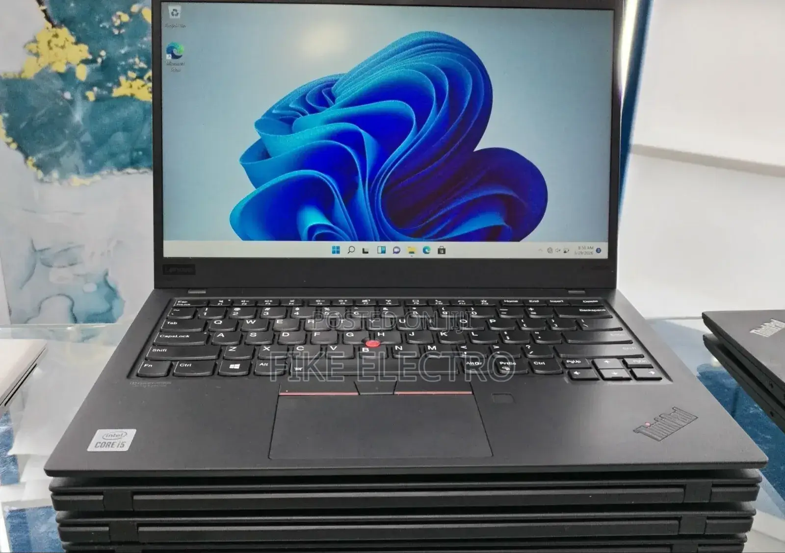 New Laptop Lenovo ThinkPad X1 Carbon 8GB Intel Core i5 SSD 512GB