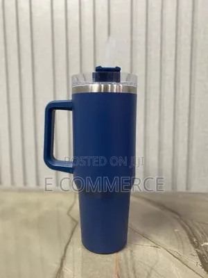 Double Layer Stainless Still Isolated Tumblers With Straw (Travel Cup)