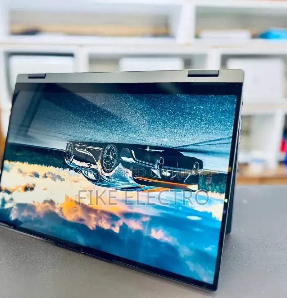 New Laptop Lenovo Yoga 7i 16GB Intel Core i7 SSD 512GB