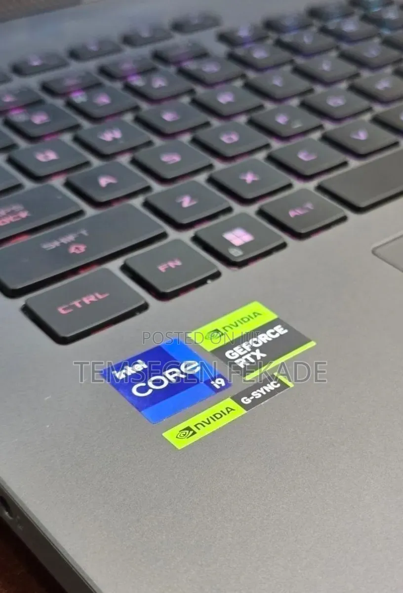 New Laptop Asus ROG Strix G17 32GB Intel Core i9 SSD 2T