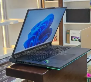 New Laptop Asus ROG Strix G17 32GB Intel Core i9 SSD 2T