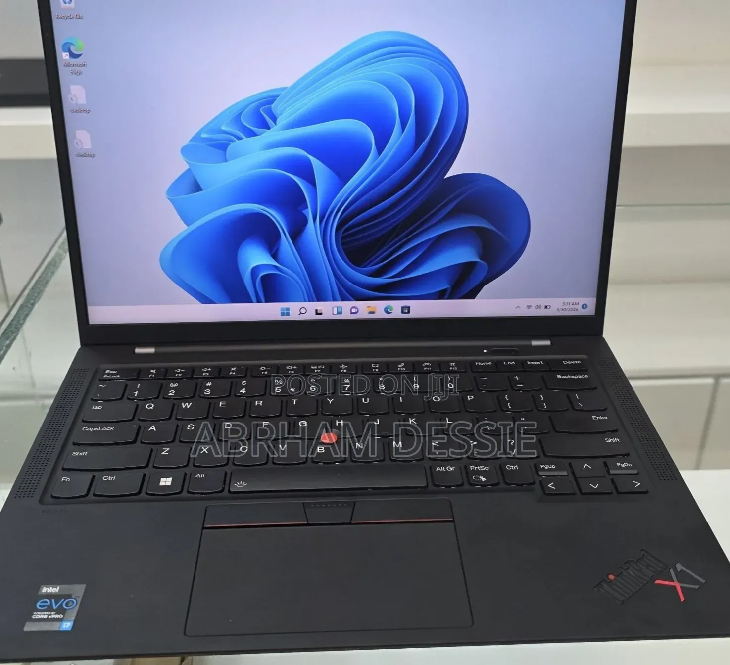 New Laptop Lenovo 16GB Intel Core i7 SSD 512GB