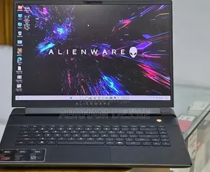 New Laptop Alienware X16 r1 16GB Intel Core i9 SSD 1T