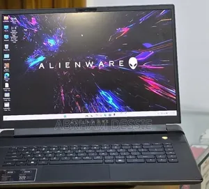 New Laptop Alienware X16 r1 16GB Intel Core i9 SSD 1T