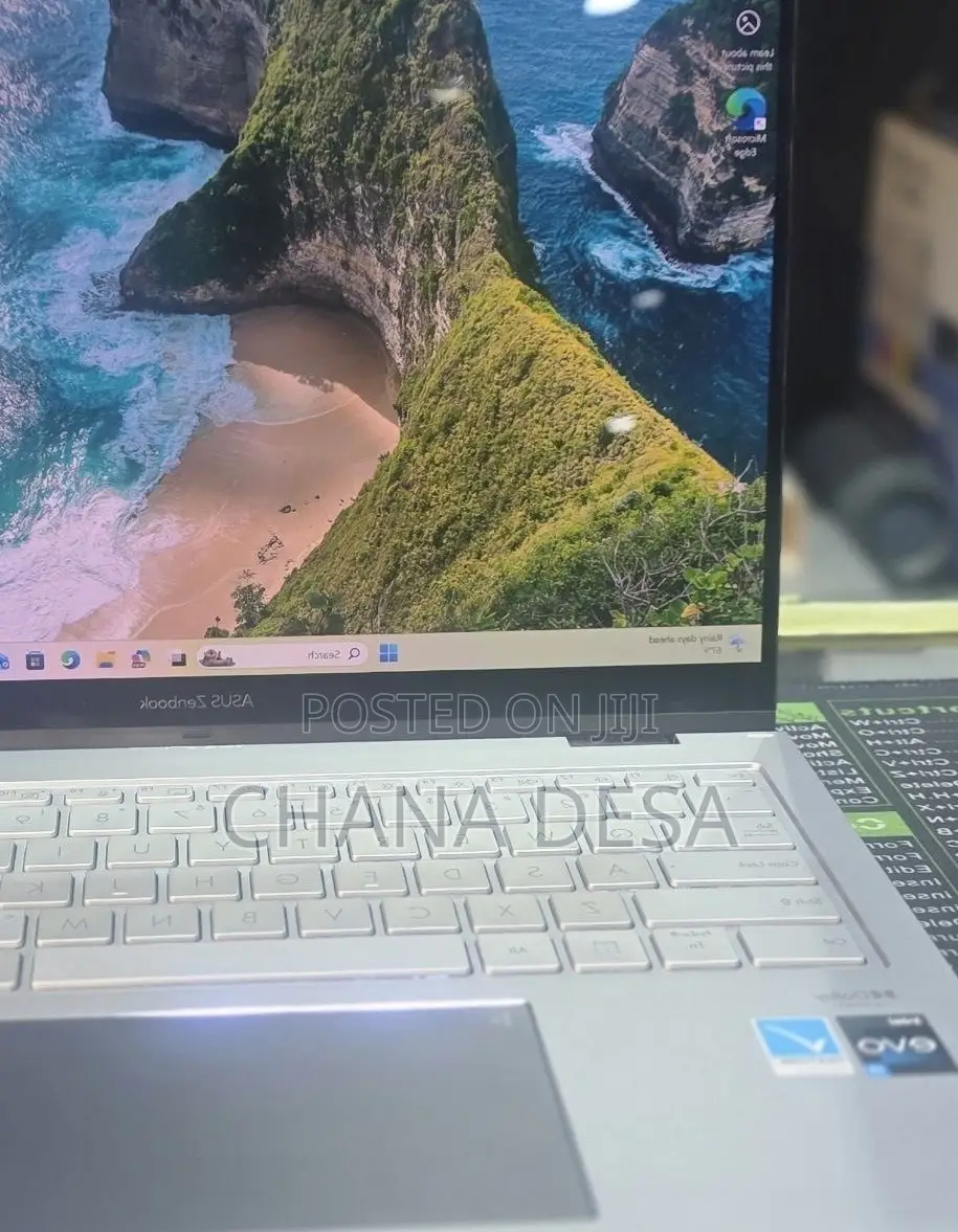 New Laptop Asus 16GB Intel Core i7 SSD 512GB