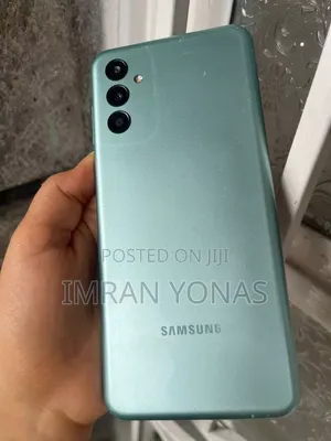 Samsung Galaxy M13 128 GB Blue