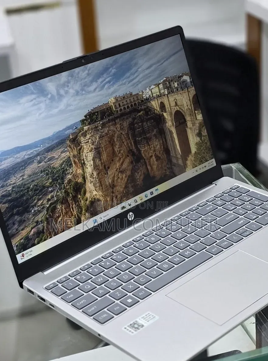 New Laptop HP Stream Notebook 16GB Intel Core i7 SSD 1T