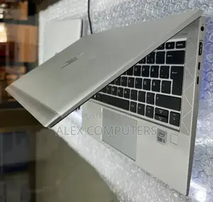 New Laptop HP EliteBook 830 G7 16GB Intel Core i5 SSD 512GB