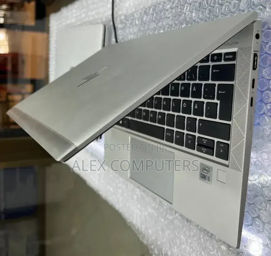 New Laptop HP EliteBook 830 G7 16GB Intel Core i5 SSD 512GB