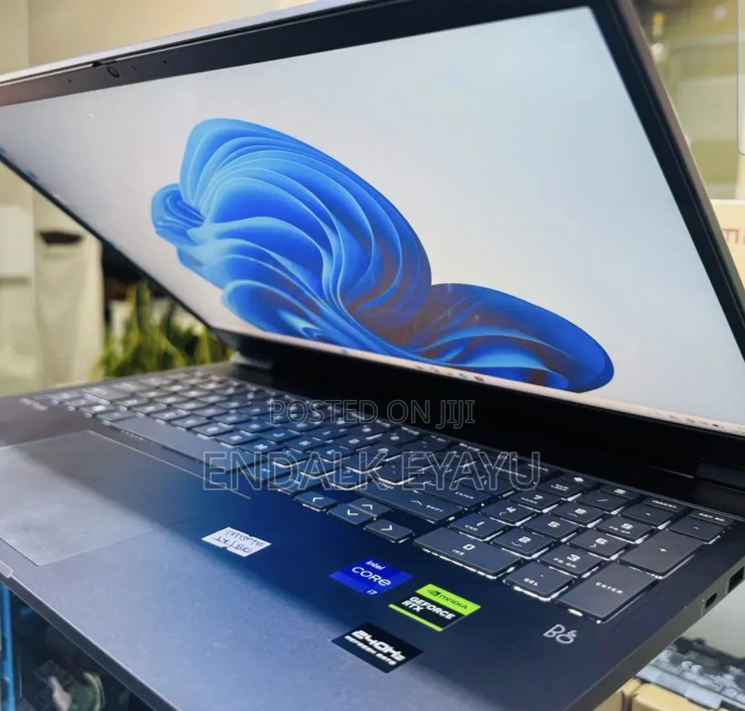 New Laptop HP Victus 16 16GB Intel Core i7 SSD 1T