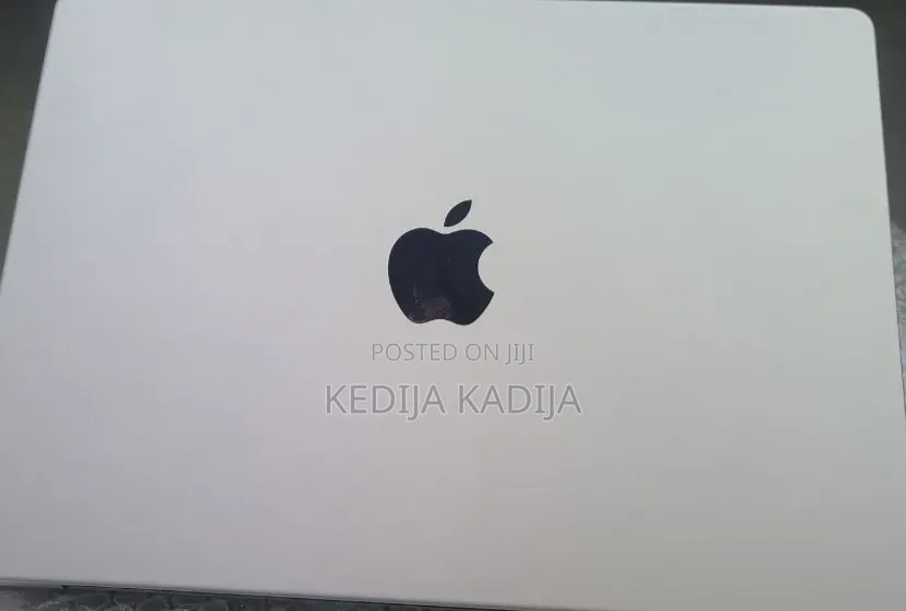 New Laptop Apple MacBook Pro M1 16GB Intel Core i7 SSD 512GB