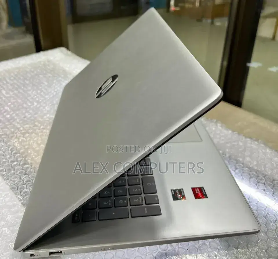 New Laptop HP Stream Notebook 8GB Intel Core i5 SSD 512GB