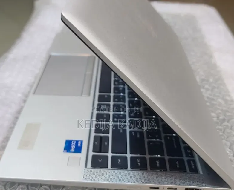 New Laptop HP EliteBook 840 G8 16GB Intel Core i5 SSD 512GB