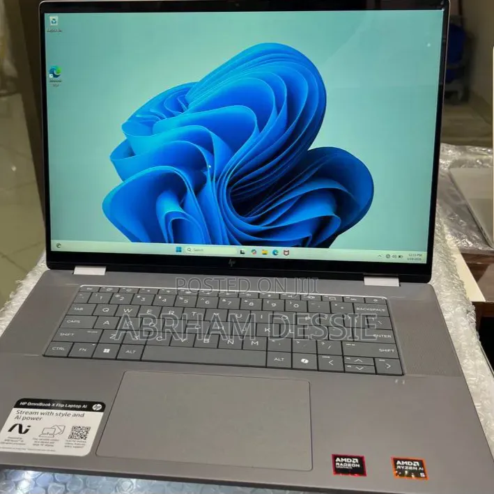 New Laptop HP 16GB AMD Ryzen 5 SSD 512GB