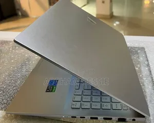 New Laptop HP 16GB Intel Core i5 SSD 512GB