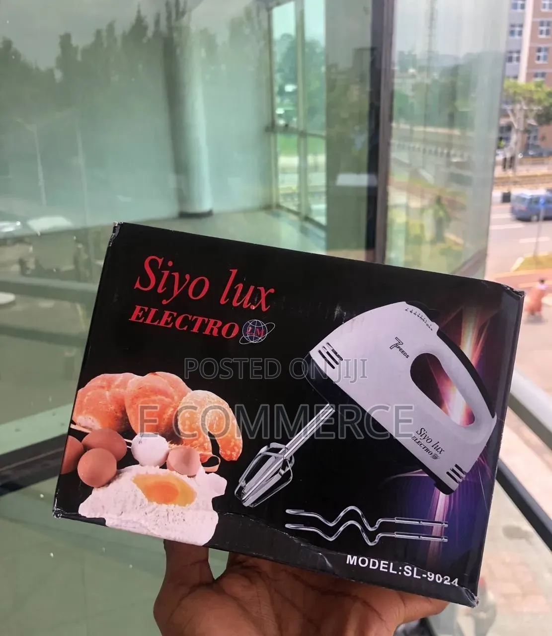 Siyo Lux ኳሊቲ የእንቁላል መምቻ