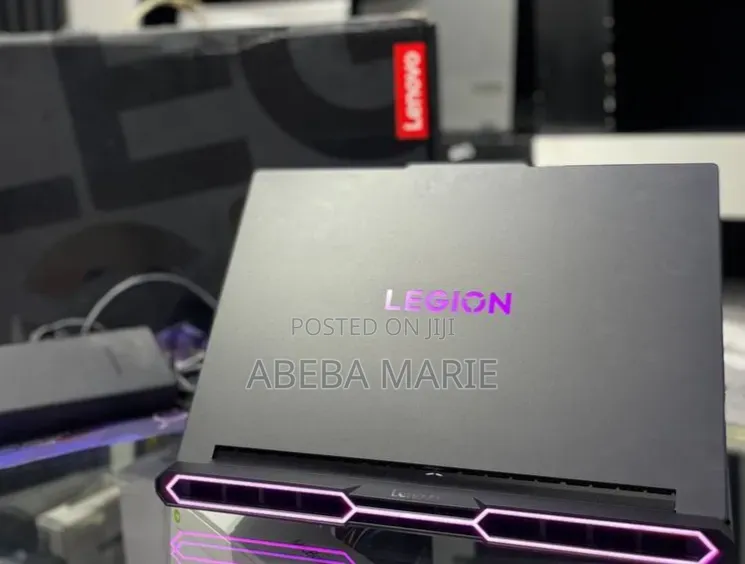 New Laptop Lenovo Legion Pro 7 64GB Intel Core Ultra 9 SSD 2T